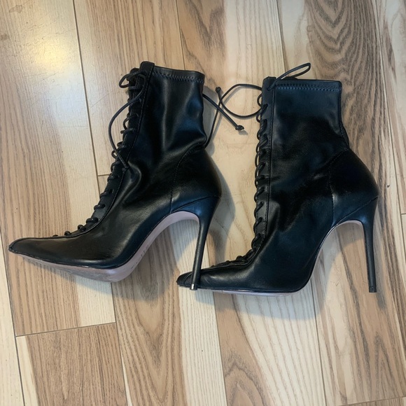 SCHUTZ | Shoes | Schutz Tennie
Elegant Black Laceup Ankle Bootie - Picture 2 of 10